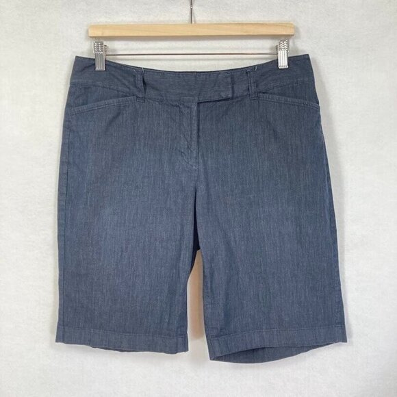 🔥 3/$15 🔥 Ann Taylor Signature Dress Work Shorts Dark Gray Curvy Size 8 - Picture 1 of 5